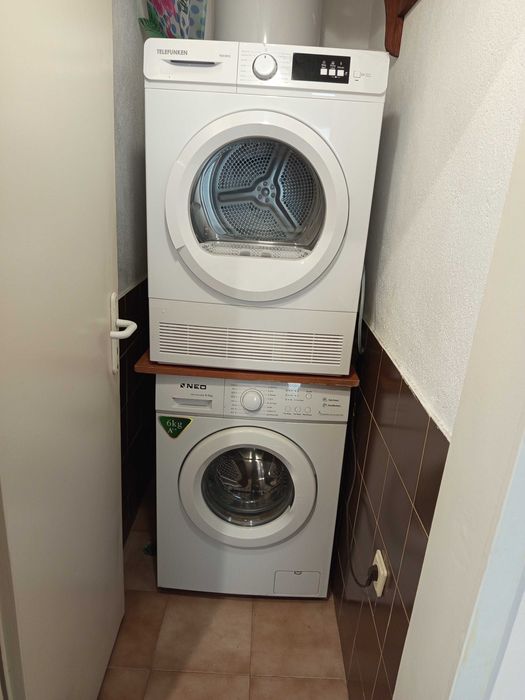 Дава се под наем Двустаен апартамент в Варна, Център - 80 кв.м за 663 € - Снимка #1