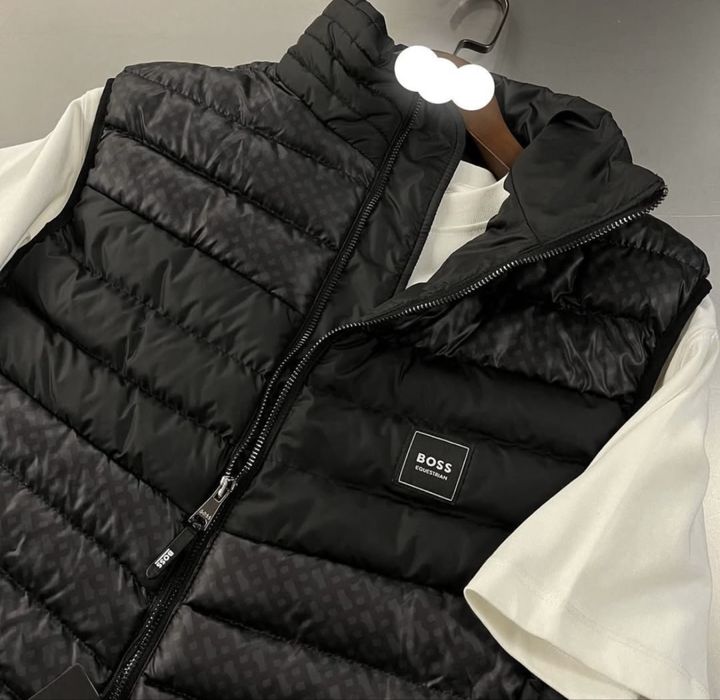 Мъжки елек в черен цвят