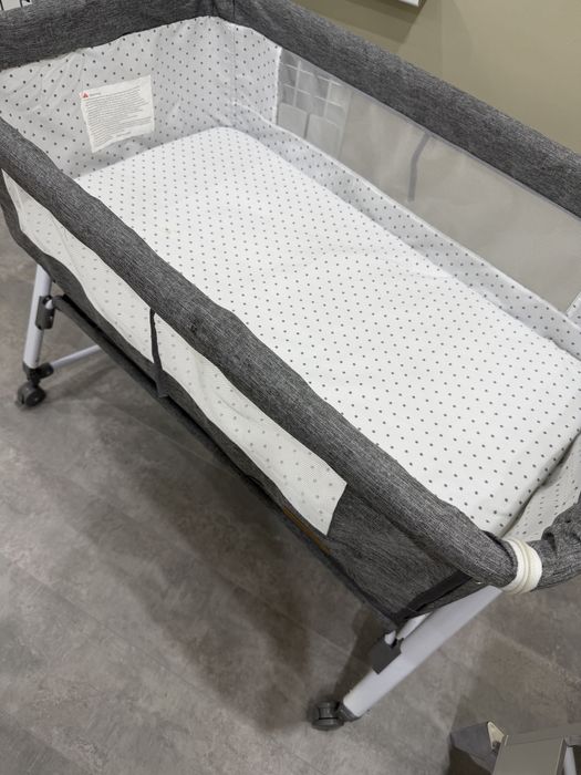 Продам манеж почти не пользовались