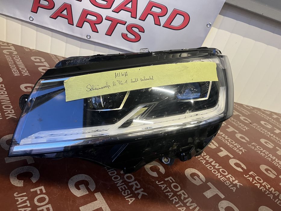 Фар VW T6 ляв LED ляв и десен