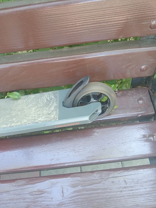 Trotineta aproape nouă fără uzură