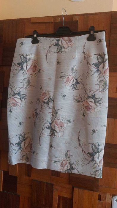 Дамски костюм Badoo