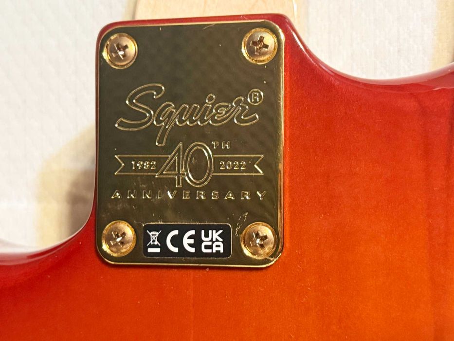 Chitara Squier Strat 40th anniversary Gold Edition