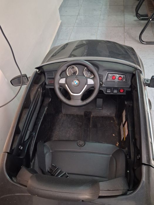 Детски акумулаторен джип BMW X6