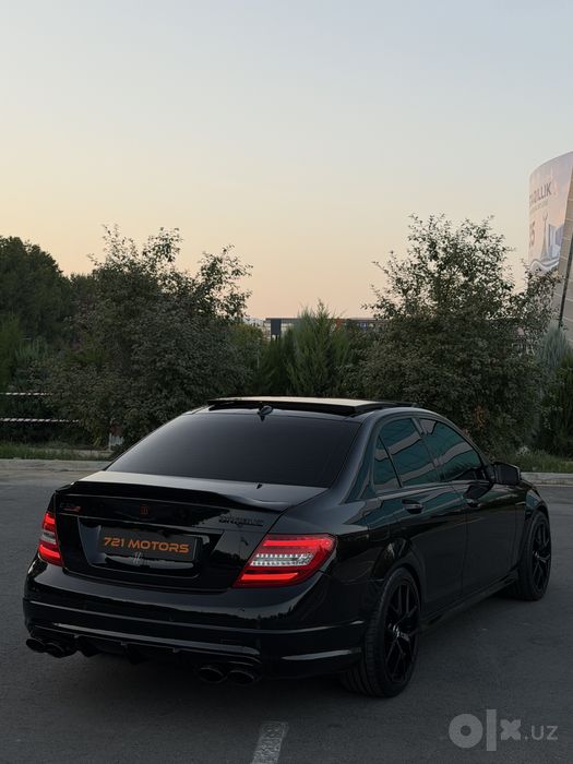 Mercedes benz w204 c200 Brabus body kit