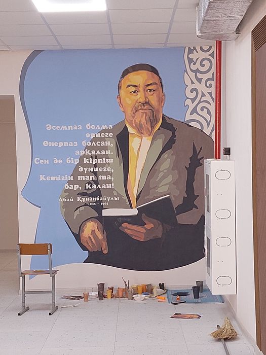 Роспись стен. Қабырғаға сурет салу