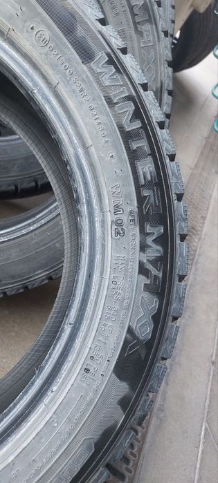 Dunlop wintermaxx wm02 195/55R16