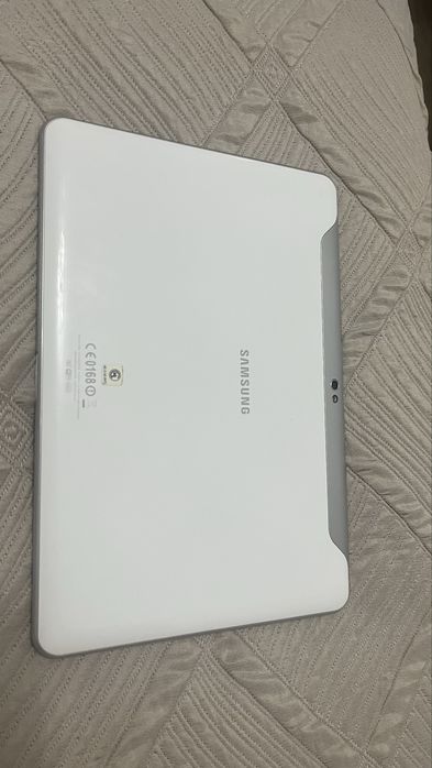 Планшет Samsung Galaxy Tab 10.1 (GT‑P7500)