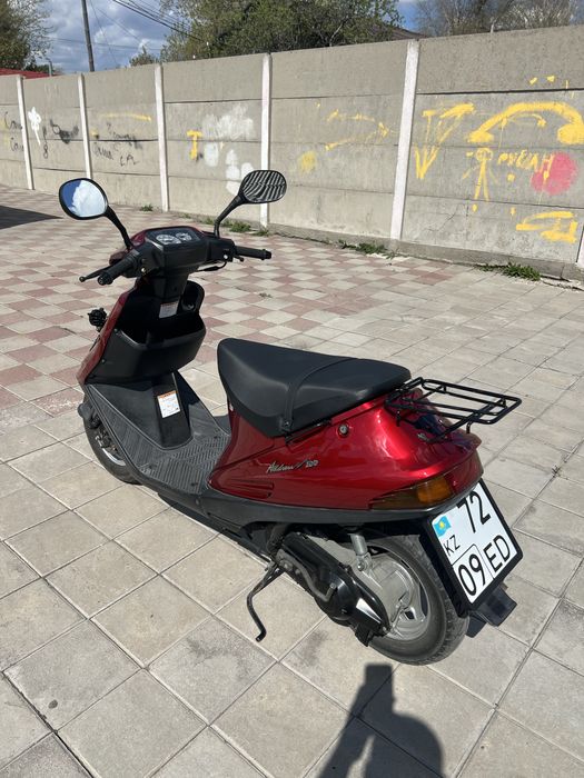 Продам скутер Suzuki