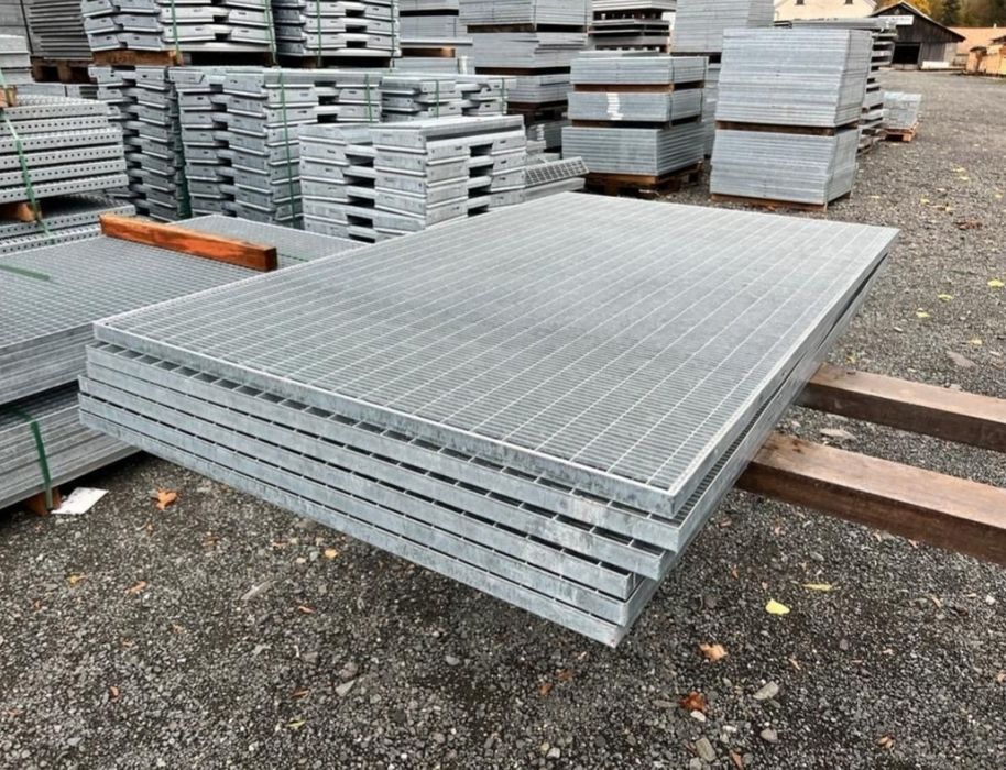Gratare zincate galvanizate
