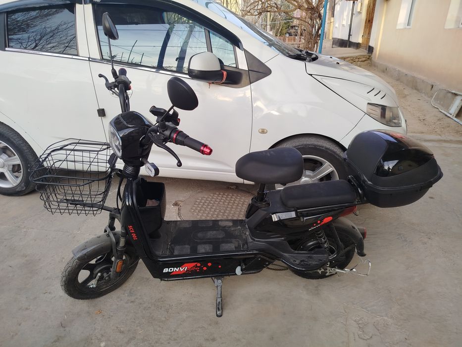 Скутер сатылады 19 км журилген таза, адрес нокисте аэропорт бетте