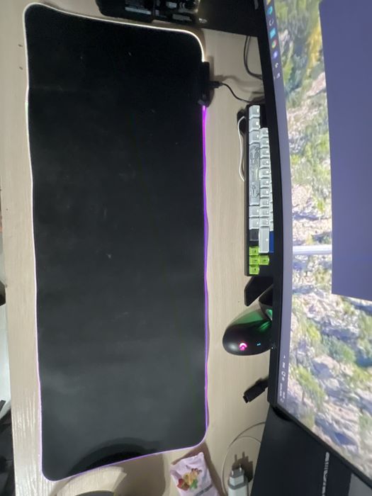 Ргбт коврик.