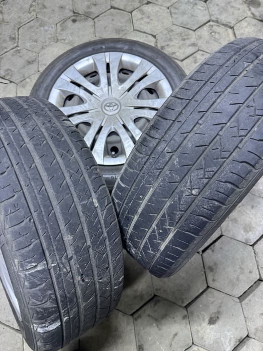 Шины с дисками тойота 16
