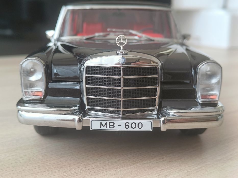 Mercedes 600 Pullman, Kengfai 1:18