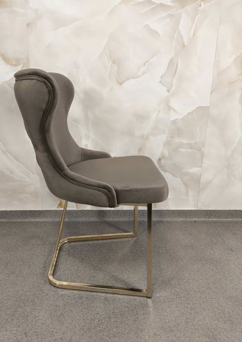 Masă+6 scaune incluse