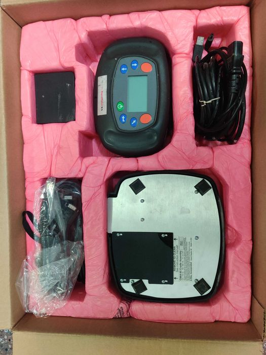 Stand vopsea auto profesional PPG . fotospectometru. balanta