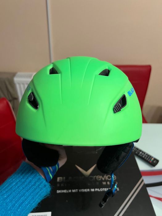 Casca Ski-verde neon Black Crevice
