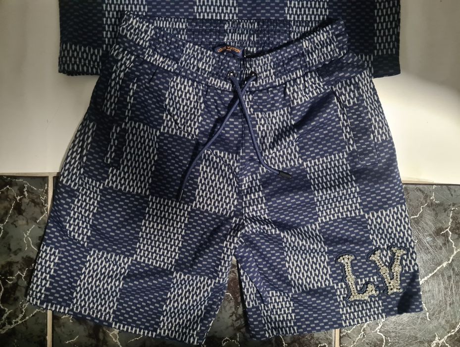 Compleu Louis Voitton