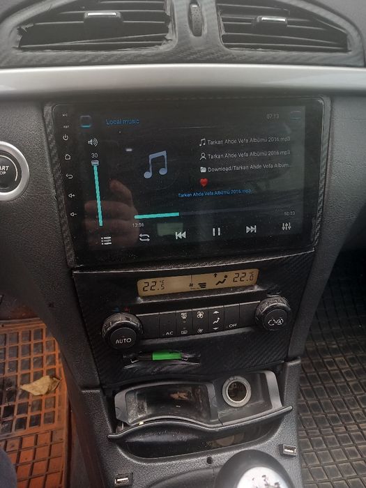 Vind Renault Laguna ,perfecta stare de funcționare cauciucuri de iarna