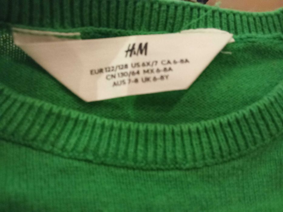 Зимни пуловери 6-8 г.-2 евро.