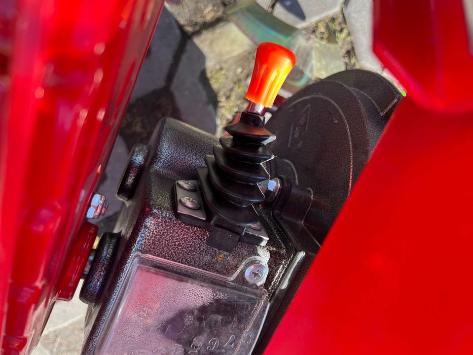 Semanatoare porumb 2 rand Agramix cuva chimic pe sectie