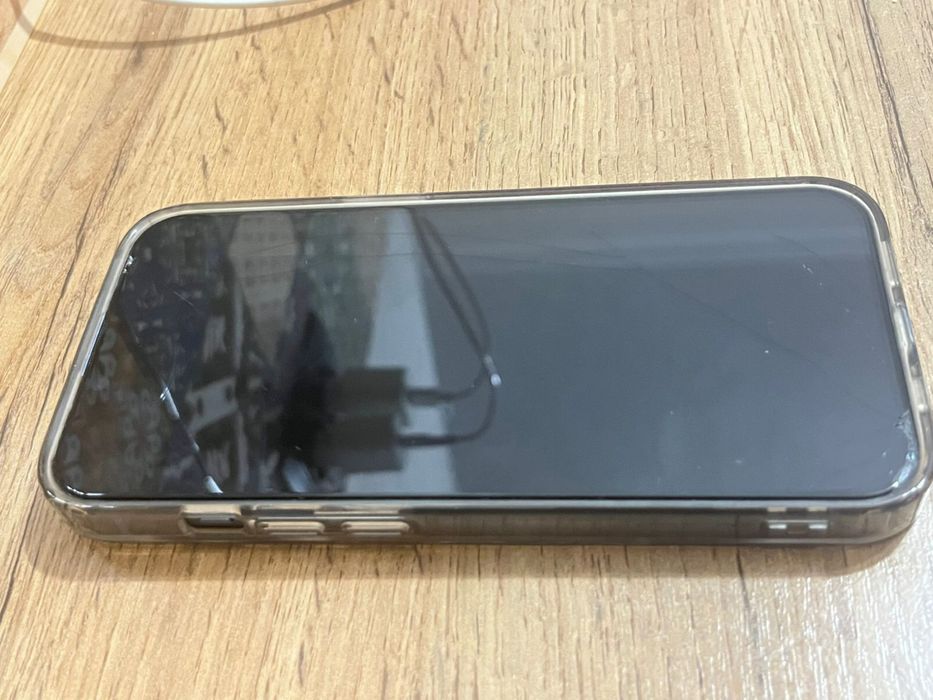 iPhone 14 с гарантией