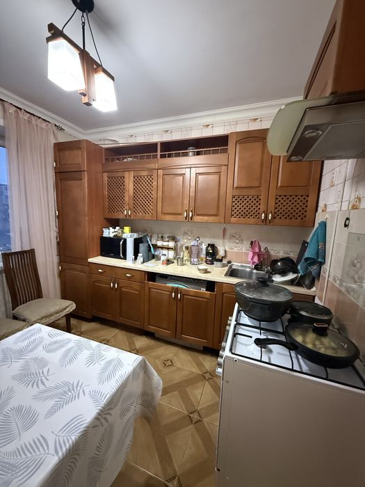 Продам 3-хкомнатную квартиру