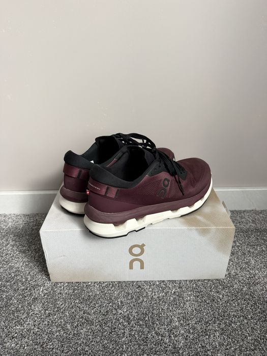 ON Cloudzone Mulberry/Black