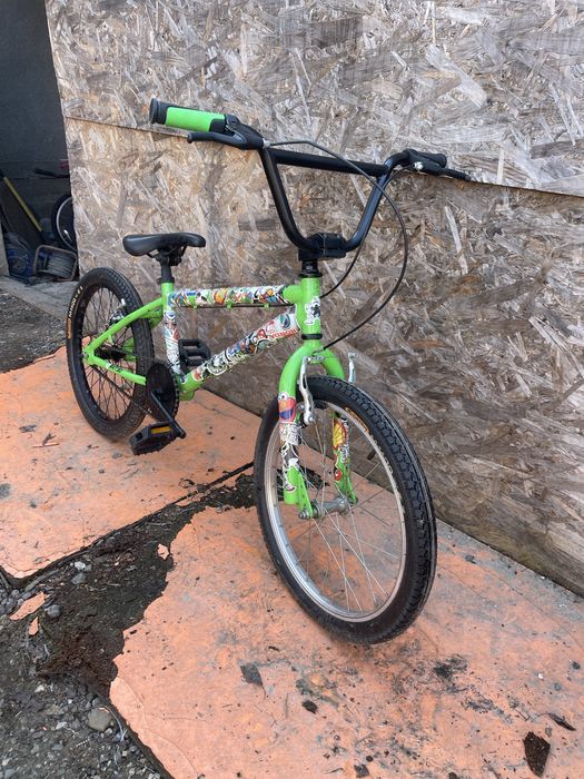 Bicicleta bmx jumper multistiker roti 20”