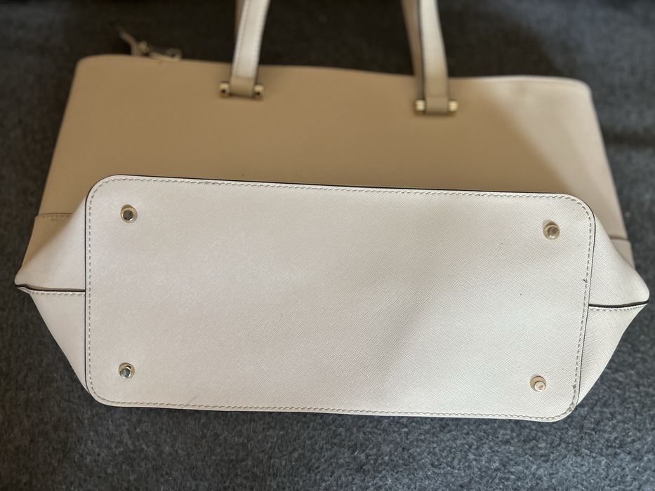 DKNY голяма чанта естествена кожа