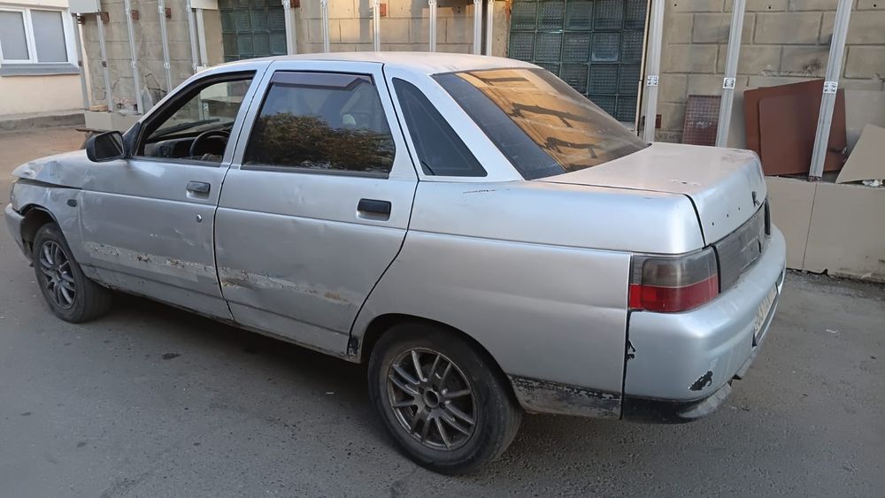 По запчастям приора есть все