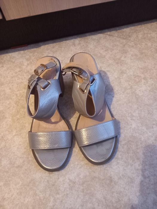 Летние босоножки туфли