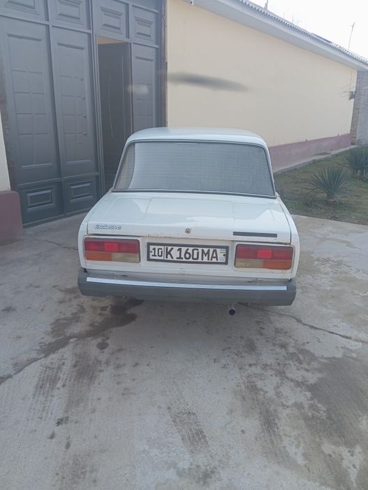 Juguli 2107 sotiladi 1500$