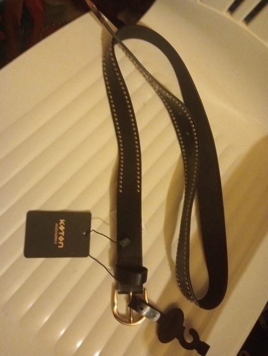 Vând Curea de damă