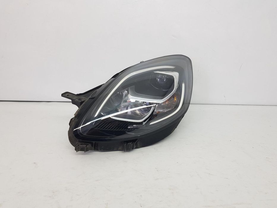 Far stanga Full Led Ford Puma dupa 2019