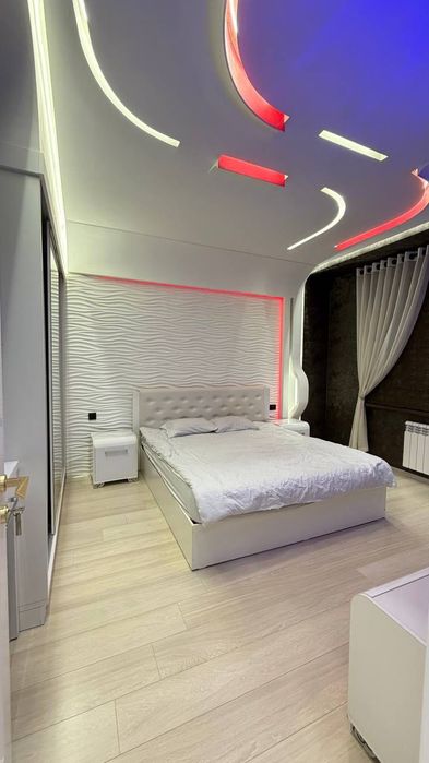 Продается 2 комнатная квартира ремонт ул.Кунаева, гостиница Россия