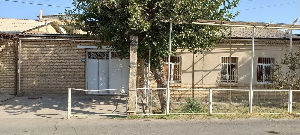 Участок сотилади