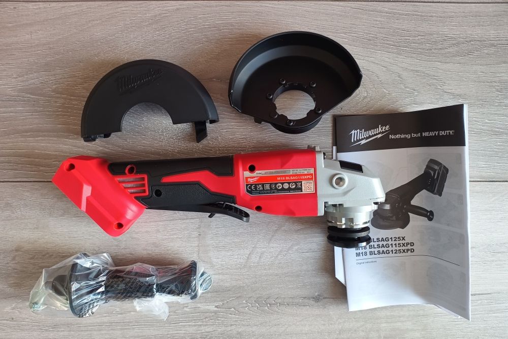 Milwaukee M18 polizor unghiular/flex
