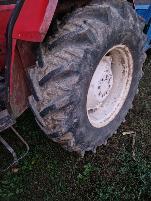 Vand Tractor  Fiat 640