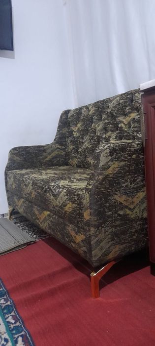 yumshoq mebel kelishamiz narxini