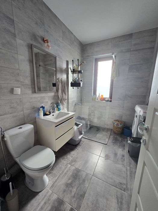 Inchiriez apartament 2 camere  + parcare pt UNTOLD!