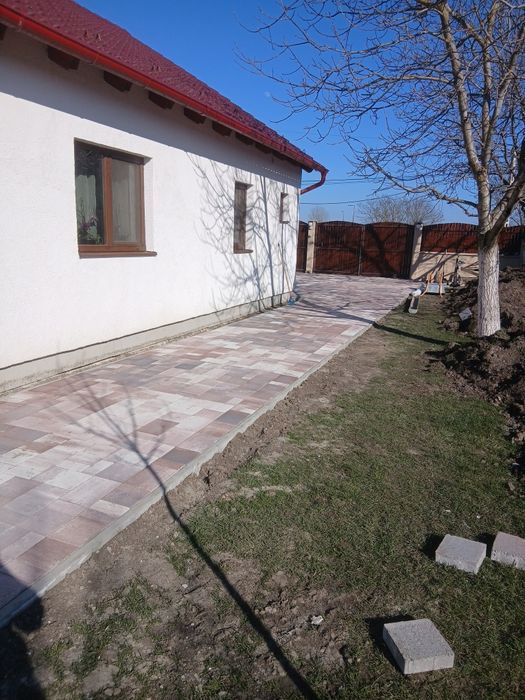 Montaj pavaje/borduri