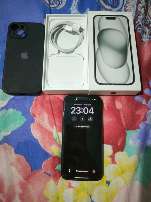Продам Айфон 15