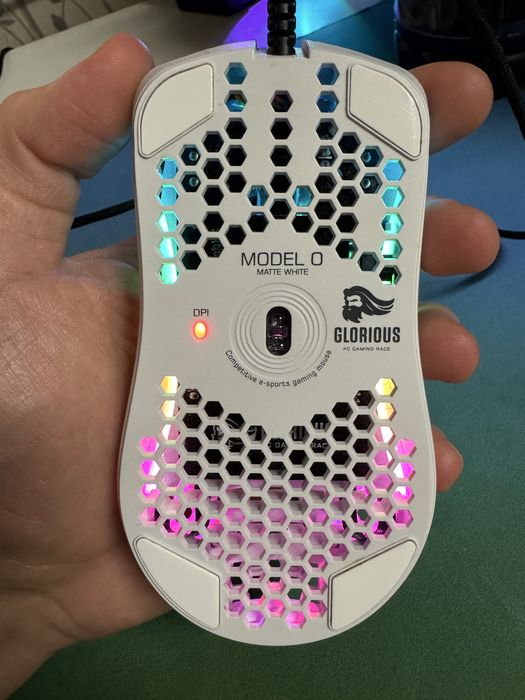 Мишка Glorious model o + mouse bungee