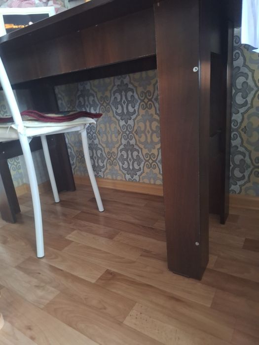 Стол чистое дерево