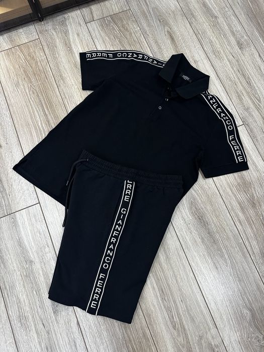 Комплект от "FERRE Milano", пр -во: Италия. Р-р - L