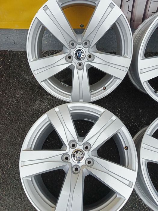 Jante Skoda Kodiak R18 5X112