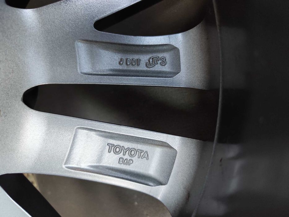ОРИГИНАЛНИ джанти 17 ' цола 5x114,3 TOYOTA / Тойота 5х114,3 ET45 7J + ДАТЧИЦИ