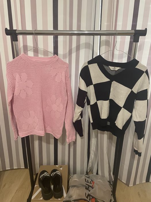 Дамски блузи и пуловери