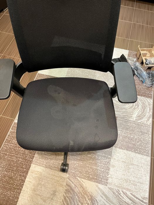 Curatare canapele, tapiterii auto, covoare, scaune